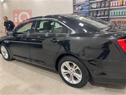 Ford Taurus